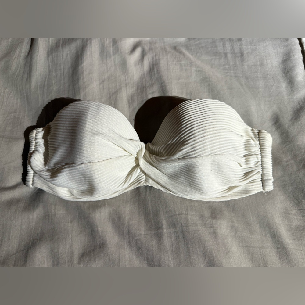 H&M White Ribbed Kids Bottoms - Twist Front Detail